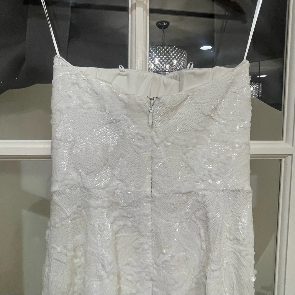 Helsi Serena Elegant White Strapless Dress - Picture 9 of 11